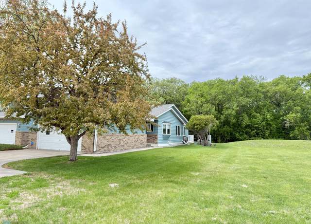 Property at 779 Royal Oaks Dr N, Fargo, ND 58102, 2 beds, 3 baths