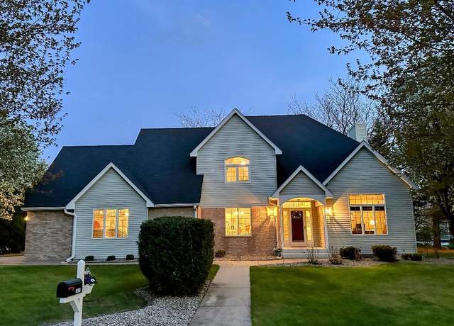 Property at 2801 8th Ave SW, Austin, MN 55912, 4 beds, 4 baths