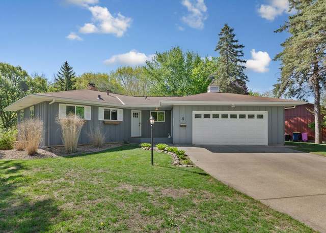 Property at 5 Botsford Cir, Faribault, MN 55021, 3 beds, 2 baths