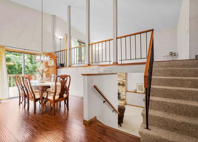 Property at 9865 Garrison Way, Eden Prairie, MN 55347, 4 beds, 2 baths