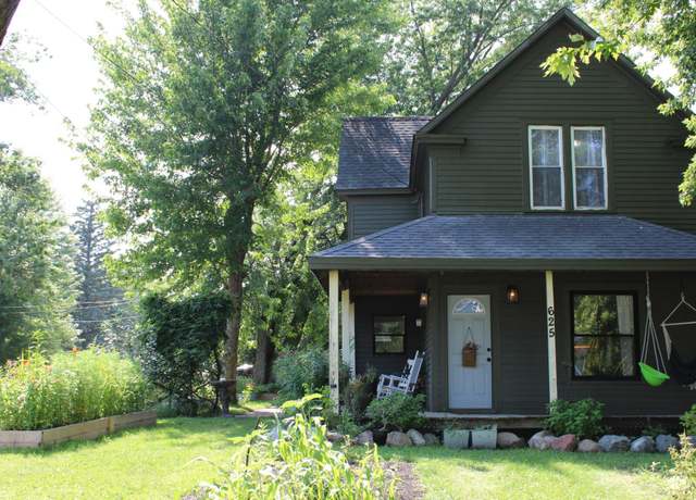 Property at 625 10th Ave, Howard Lake, MN 55349, 4 beds, 2 baths