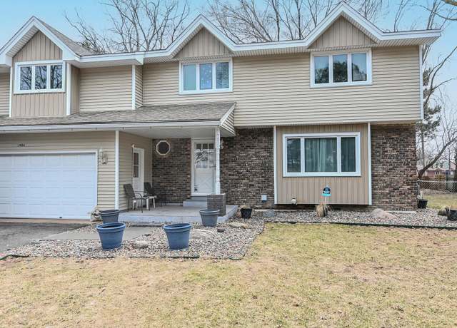 Property at 2904 Silver Lake Ct NE, Saint Anthony, MN 55421, 4 beds, 4 baths