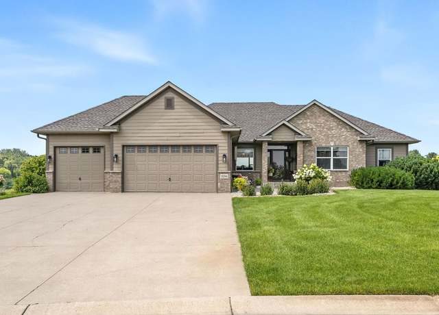 Property at 9294 Kaeding Ave NE, Otsego, MN 55362, 4 beds, 3 baths
