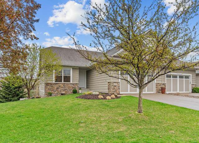 Property at 10780 Lyndale Bluffs Trl, Bloomington, MN 55420, 3 beds, 3 baths