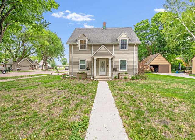 Property at 114 N 3rd Ave E, Truman, MN 56088, 5 beds, 3 baths