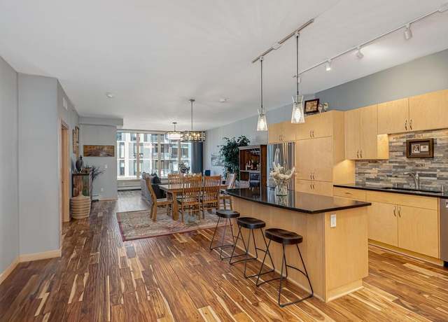 Property at 215 10th Ave S #320, Minneapolis, MN 55415, 2 beds, 2 baths