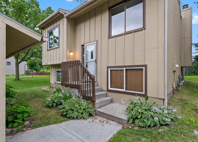 Property at 7813 Rimbley Rd, Woodbury, MN 55125, 4 beds, 2 baths
