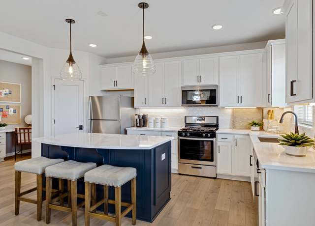 Property at 10671 Ithaca Ln N, Maple Grove, MN 55374, 3 beds, 3 baths