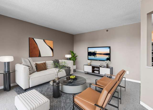Property at 78 10th St E #1410, Saint Paul, MN 55101, 2 beds, 2 baths