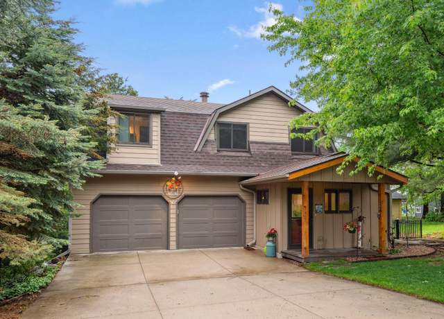 Property at 25020 E Cedar Lake Dr, New Prague, MN 56071, 3 beds, 4 baths