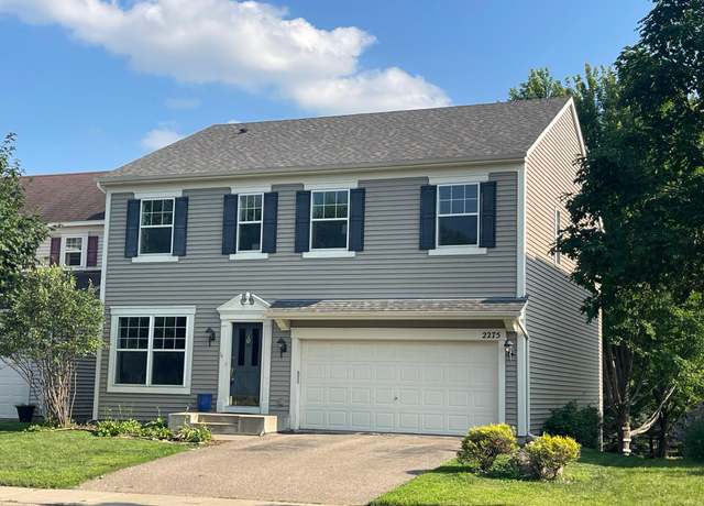 Property at 2275 Clover Field Dr, Chaska, MN 55318, 5 beds, 4 baths