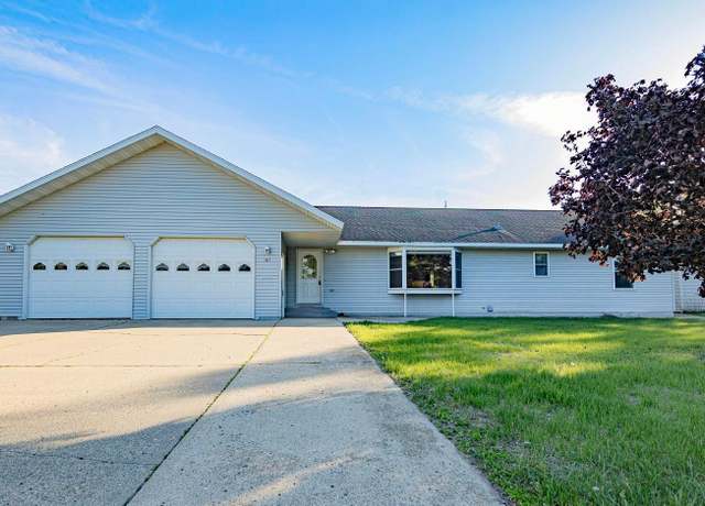 Property at 101 6th St NW, Perham, MN 56573, 3 beds, 3 baths