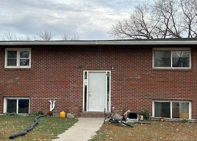 Property at 414 2nd Ave SW, Hillsboro, ND 58045, 4 beds, 2 baths