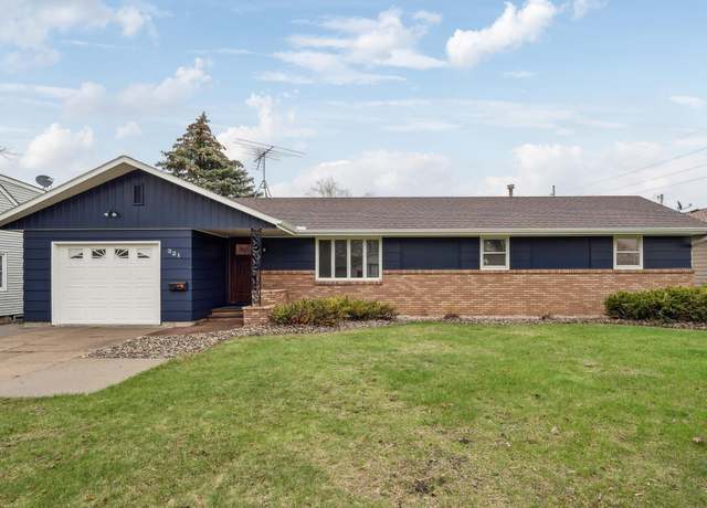 Property at 321 N Ash St, Belle Plaine, MN 56011, 3 beds, 3 baths