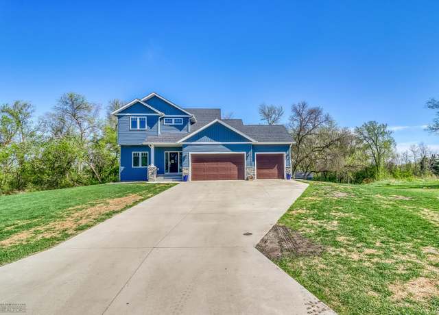 Property at 544 Leonard St, Hawley, MN 56549, 5 beds, 4 baths