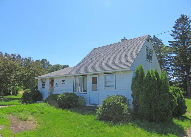 Property at 14020 55th St NE, Glendorado Twp, MN 56329, 2 beds, 1 bath