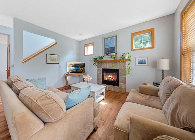 Property at 1510 Independence Dr #606, Northfield, MN 55057, 3 beds, 2 baths