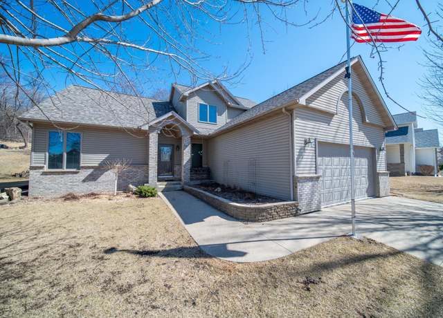 Property at 2260 Ponderosa Dr SW, Rochester, MN 55902, 4 beds, 4 baths