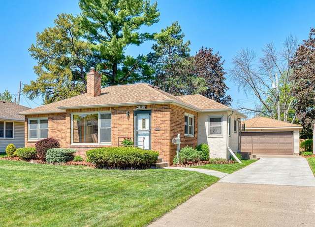 Property at 329 Park Ln, South Saint Paul, MN 55075, 3 beds, 2 baths