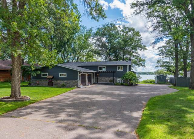 Property at 13772 Memorywood Dr, Baxter, MN 56425, 4 beds, 3 baths
