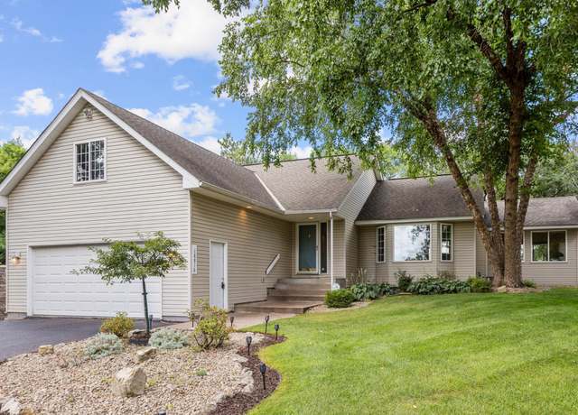 Property at 18816 Boston St NW, Elk River, MN 55330, 4 beds, 2 baths