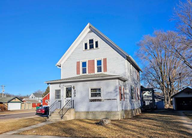 Property at 303 S Elm St, Fairmont, MN 56031, 4 beds, 2 baths