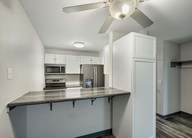 Property at 12836 Nicollet Ave #102, Burnsville, MN 55337, 1 bed, 1 bath