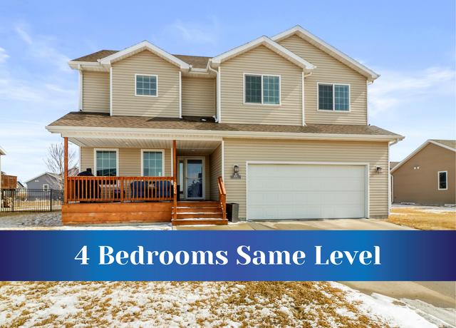 Property at 4511 Sunset Blvd, West Fargo, ND 58078, 4 beds, 3 baths