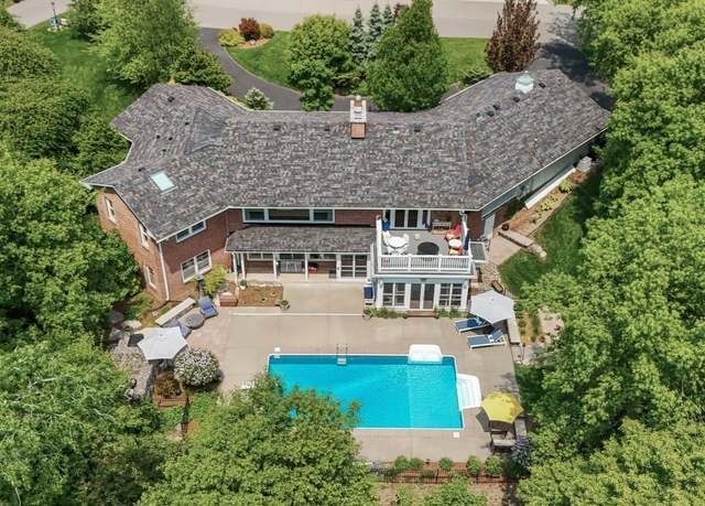 Property at 6413 Mendelssohn Ln, Edina, MN 55343, 4 beds, 4 baths