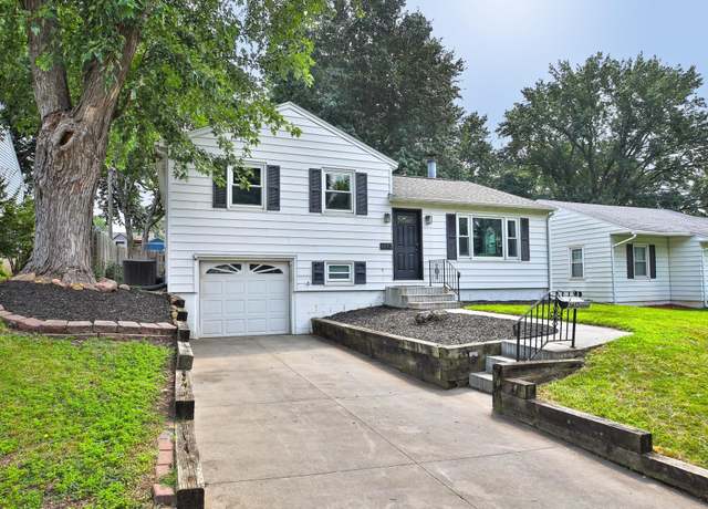 Property at 1612 2nd Ave NE, Rochester, MN 55906, 3 beds, 2 baths