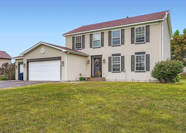 Property at 9485 204th St W, Lakeville, MN 55044, 3 beds, 4 baths