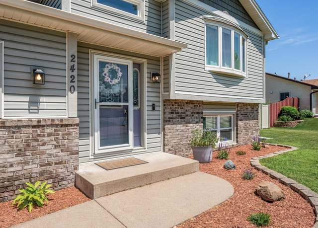 Property at 2420 96th Way, Brooklyn Park, MN 55444, 3 beds, 2 baths