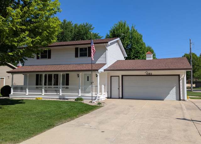 Property at 1602 Southview Ln, Albert Lea, MN 56007, 3 beds, 2 baths