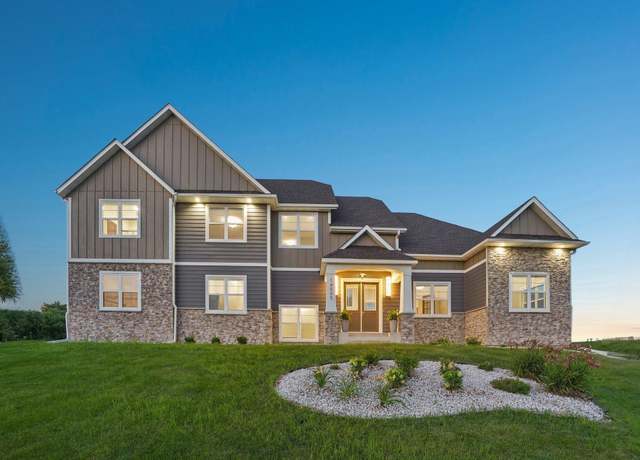 Property at 14505 Wilds Pkwy NW, Prior Lake, MN 55372, 6 beds, 5 baths