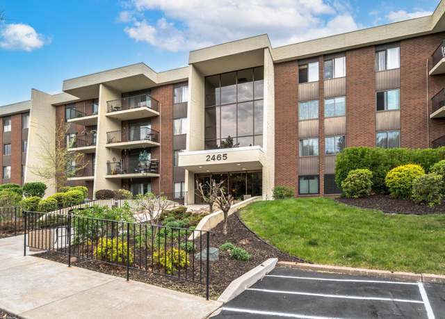 Property at 2465 Londin Ln E #212, Maplewood, MN 55119, 2 beds, 2 baths
