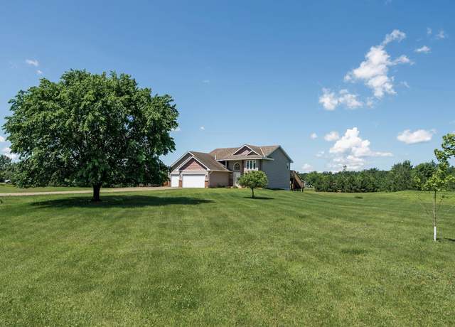 Property at 30354 118th St, Baldwin Twp, MN 55371, 5 beds, 2 baths