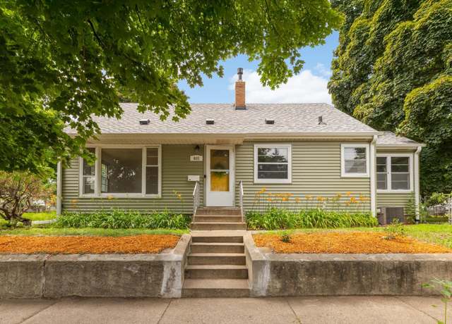 Property at 605 Griggs St N, Saint Paul, MN 55104, 3 beds, 2 baths