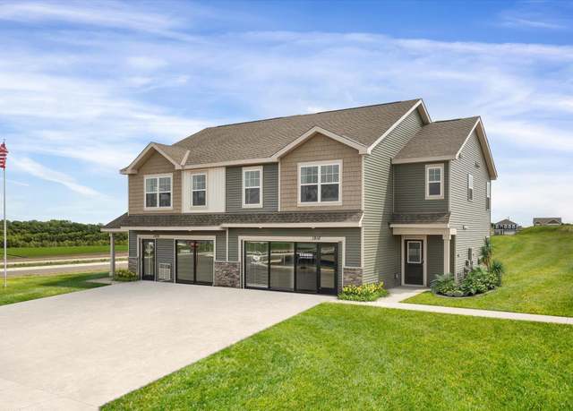 Property at 1908 Highview Ter, Shakopee, MN 55379, 4 beds, 3 baths