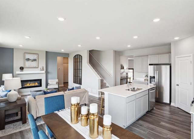 Property at 8337 Brumby Trl, Woodbury, MN 55129, 5 beds, 3 baths