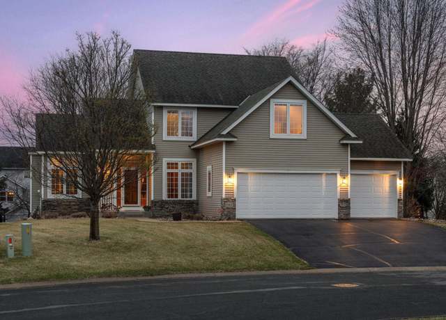 Property at 1562 Sussex Pl, Shakopee, MN 55379, 4 beds, 4 baths