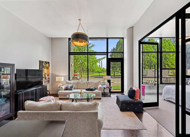 Property at 215 10th Ave S #112, Minneapolis, MN 55415, 2 beds, 2 baths