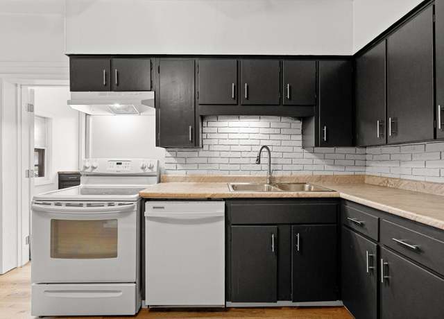 Property at 912 5th Ave NE, Austin, MN 55912, 3 beds, 1 bath