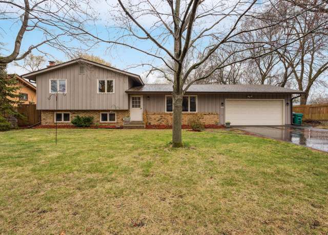 Property at 3293 Rice Creek Ter, New Brighton, MN 55112, 4 beds, 2 baths