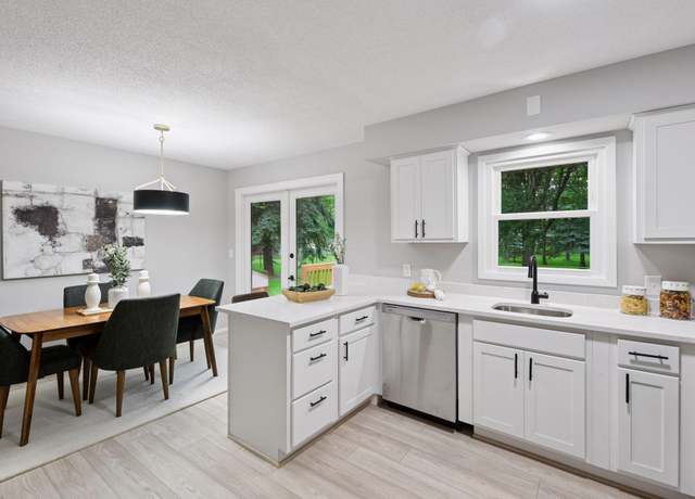 Property at 711 9th St NW, Buffalo, MN 55313, 4 beds, 2 baths