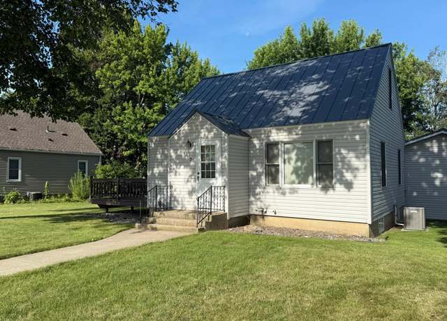 Property at 413 N Highway 86, Lakefield, MN 56150, 3 beds, 1 bath