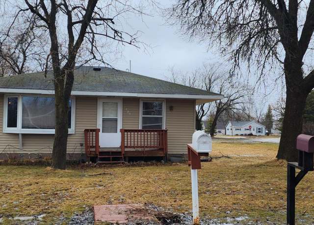 Property at 1529 1st Ave E, International Falls, MN 56649, 1 bed, 1 bath