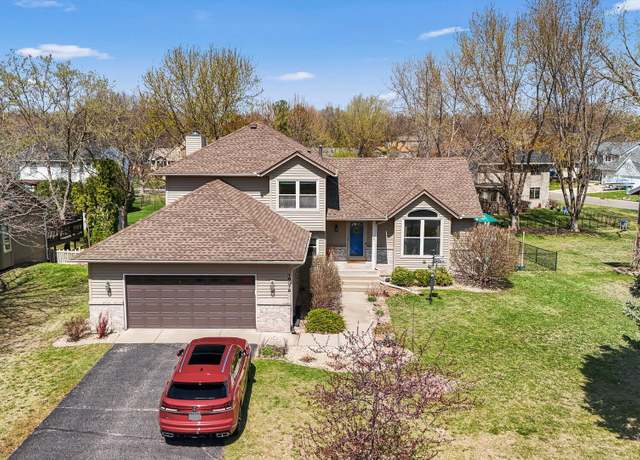 Property at 16079 Inglewood Dr, Lakeville, MN 55044, 4 beds, 3 baths