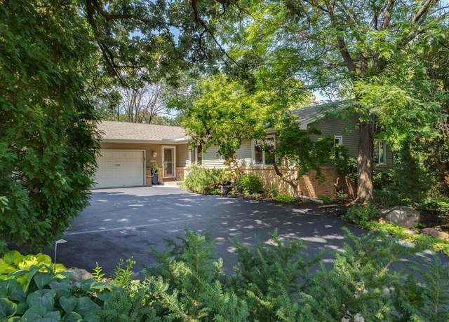 Property at 13128 Elm Cir, Burnsville, MN 55337, 4 beds, 3 baths