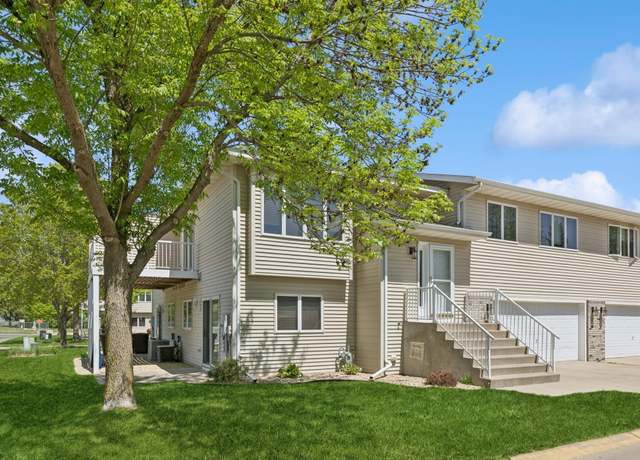 Property at 136 Sieben Crest Ln, Hastings, MN 55033, 3 beds, 2 baths