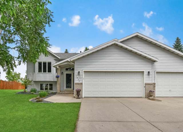 Property at 1436 12th Street Ct, West Fargo, ND 58078, 4 beds, 3 baths